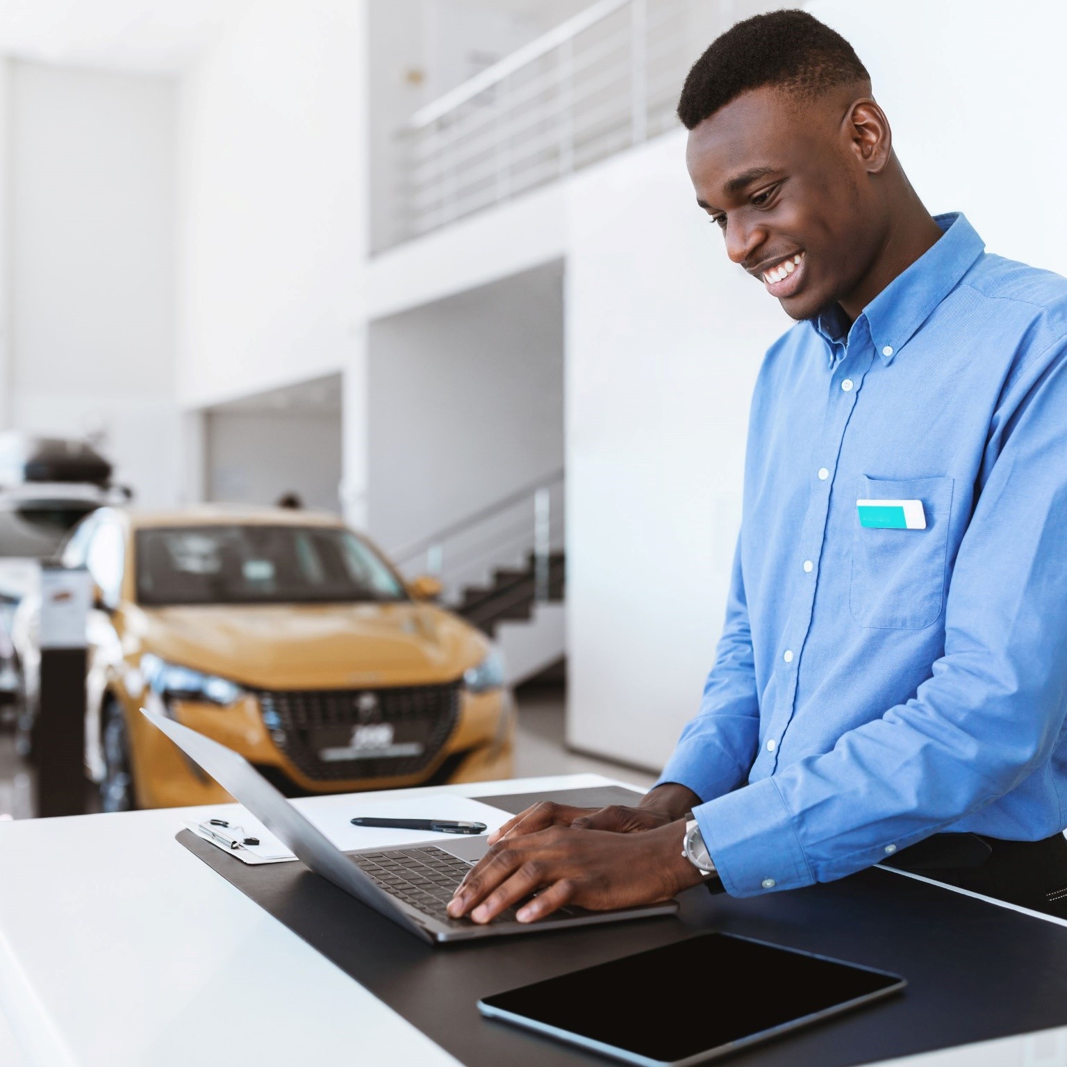 CRM Tool Strategies for Auto Dealership Customer Loyalty